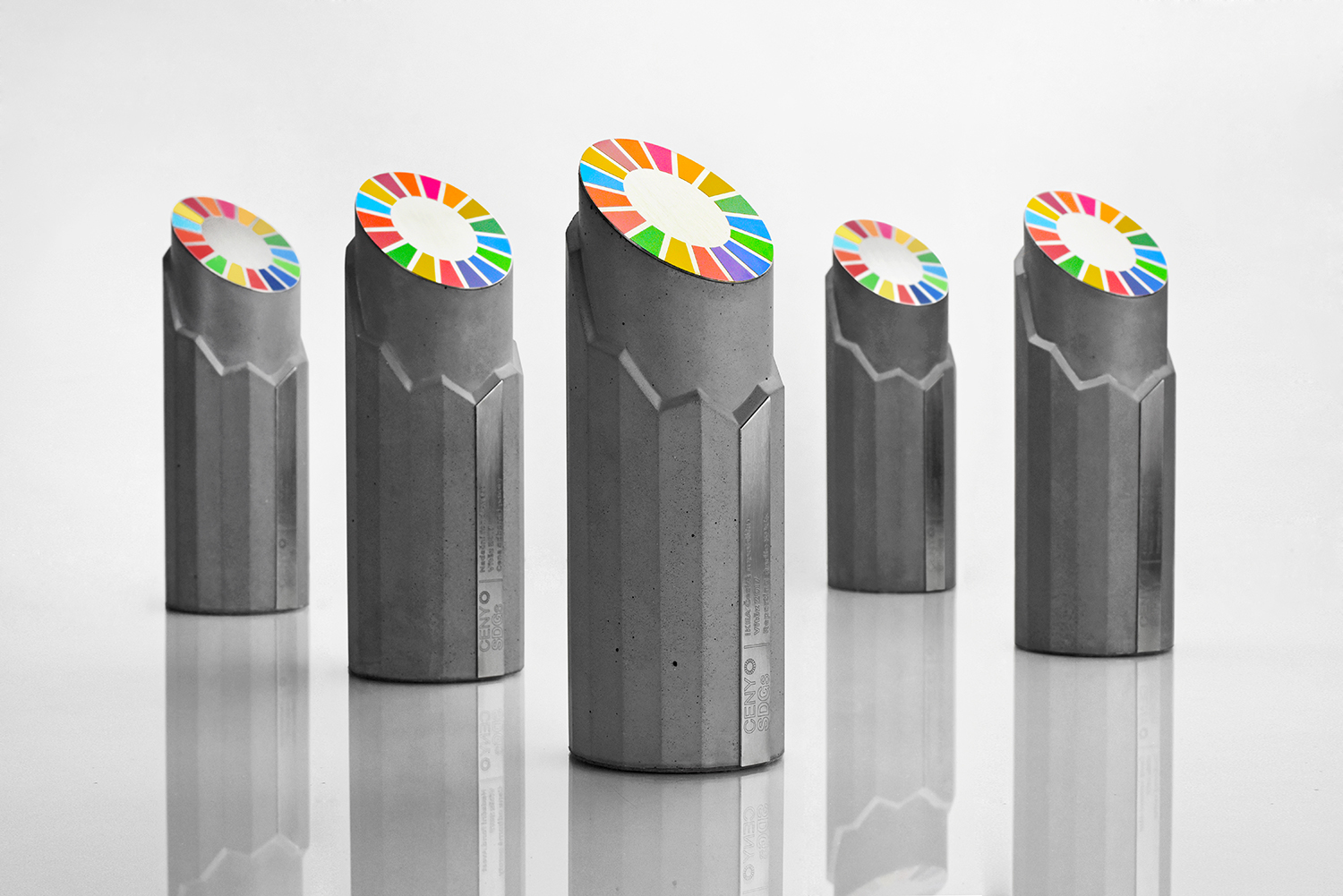 Trophy design，New York International Cultural Exchange Center，sustainable development，