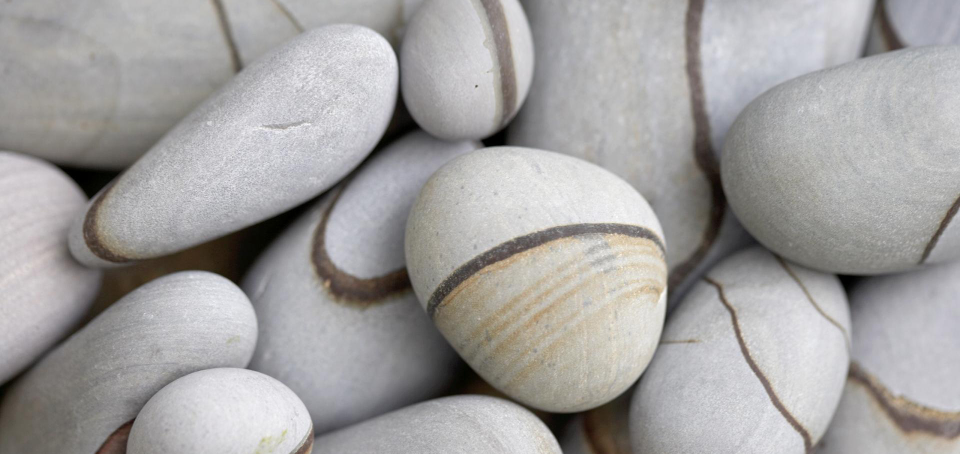 Original cultural and creative design，Aesthetics on home life style，New way of drinking tea，Pebble natural line，Kung Fu Tea Set，