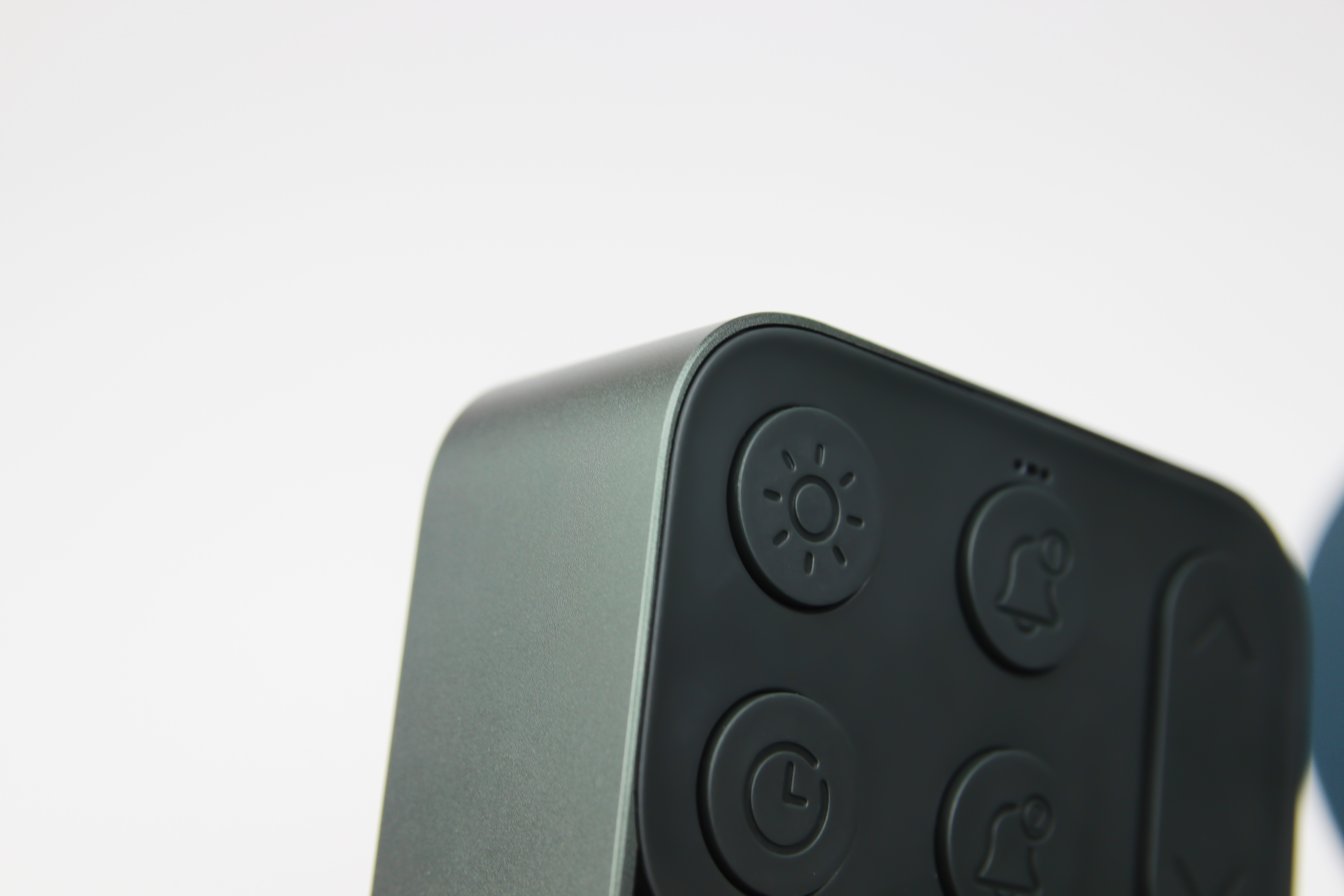 alarm clock，Minimalist，Metal material，Night light，