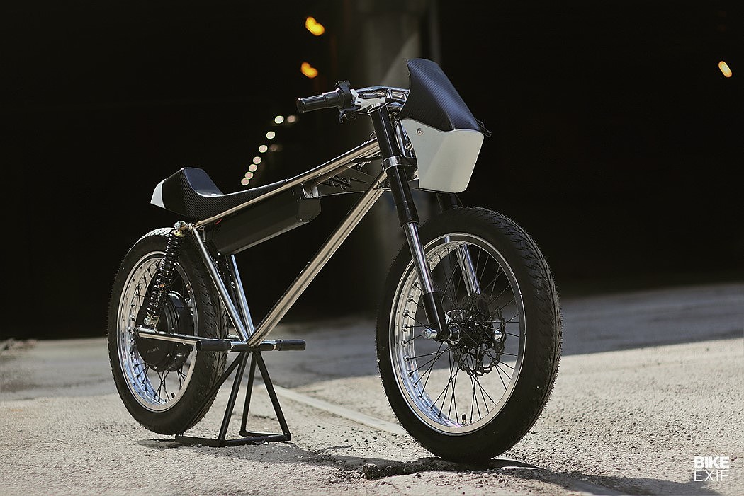 Electric vehicle，3D printing，environment protection，