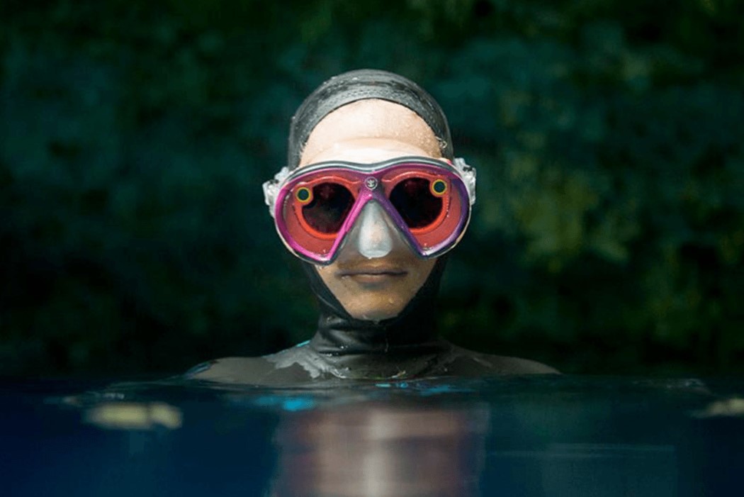 Royal Caribbean ，Smart glasses，snapchat，Short video，Camera，