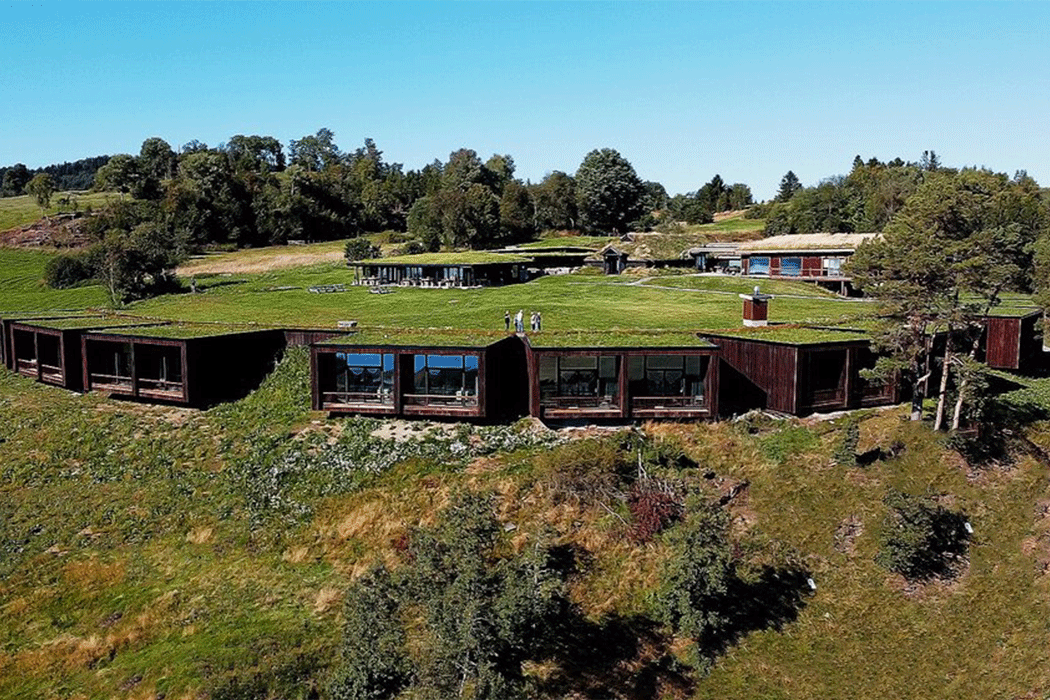 Green Advisers，hotel，Sakshaug family，