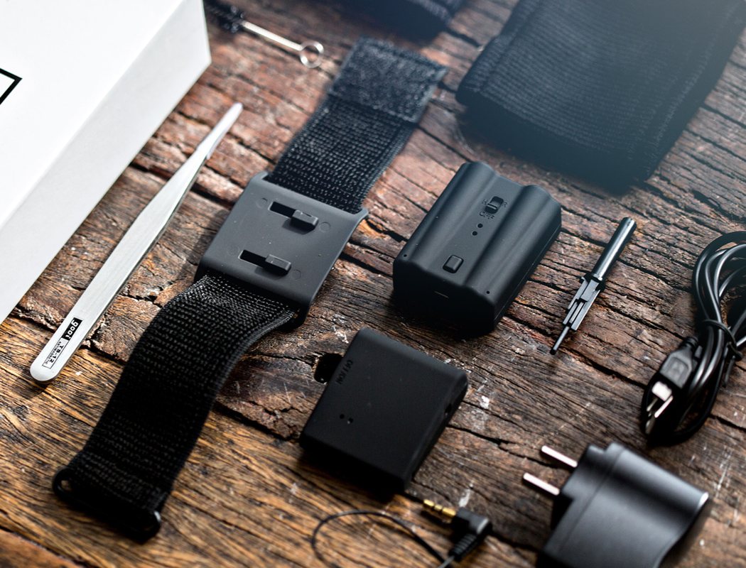 Flame ejector，miniature，Wearable ，Wristbands，