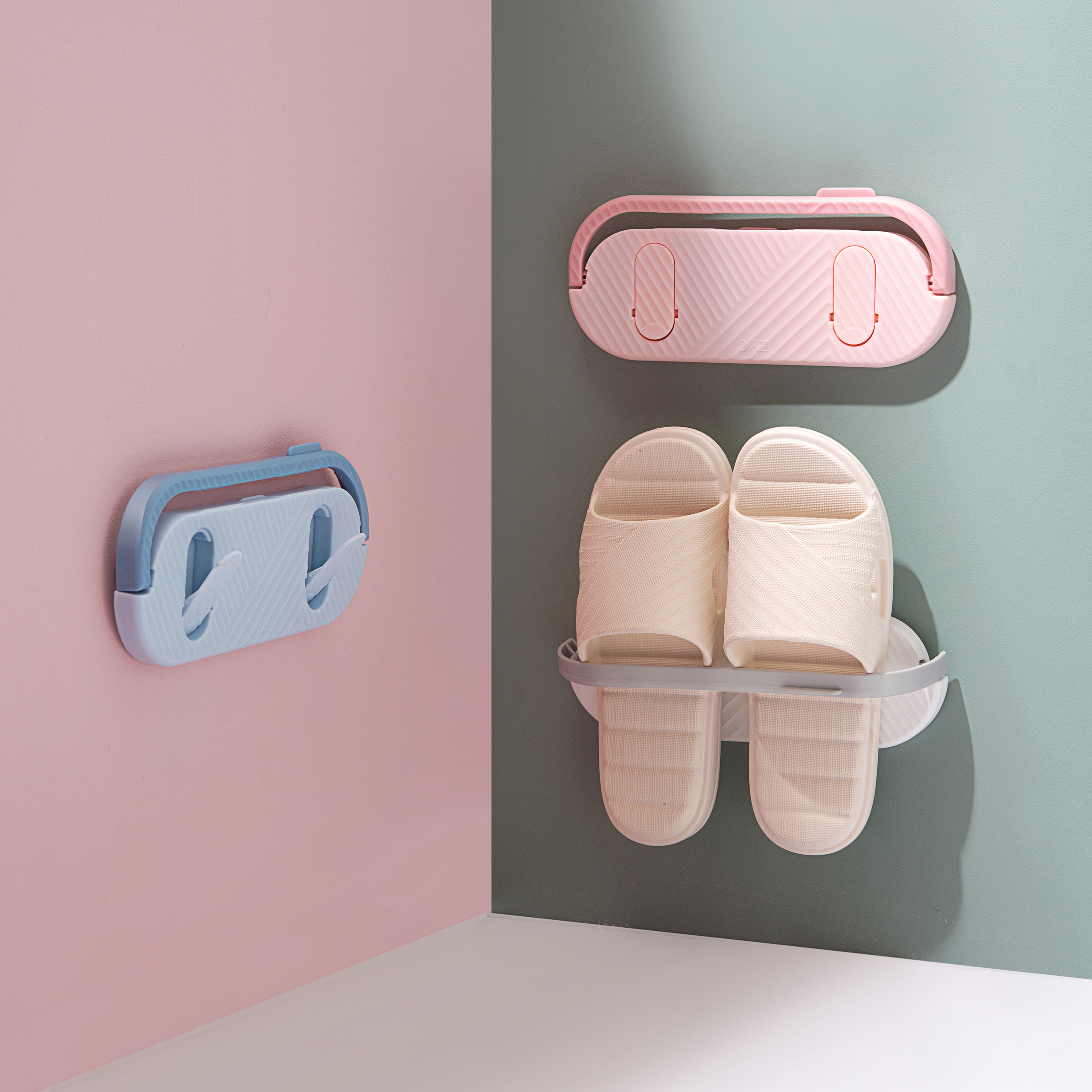 Slipper rack，a hook，Multifunctional support，