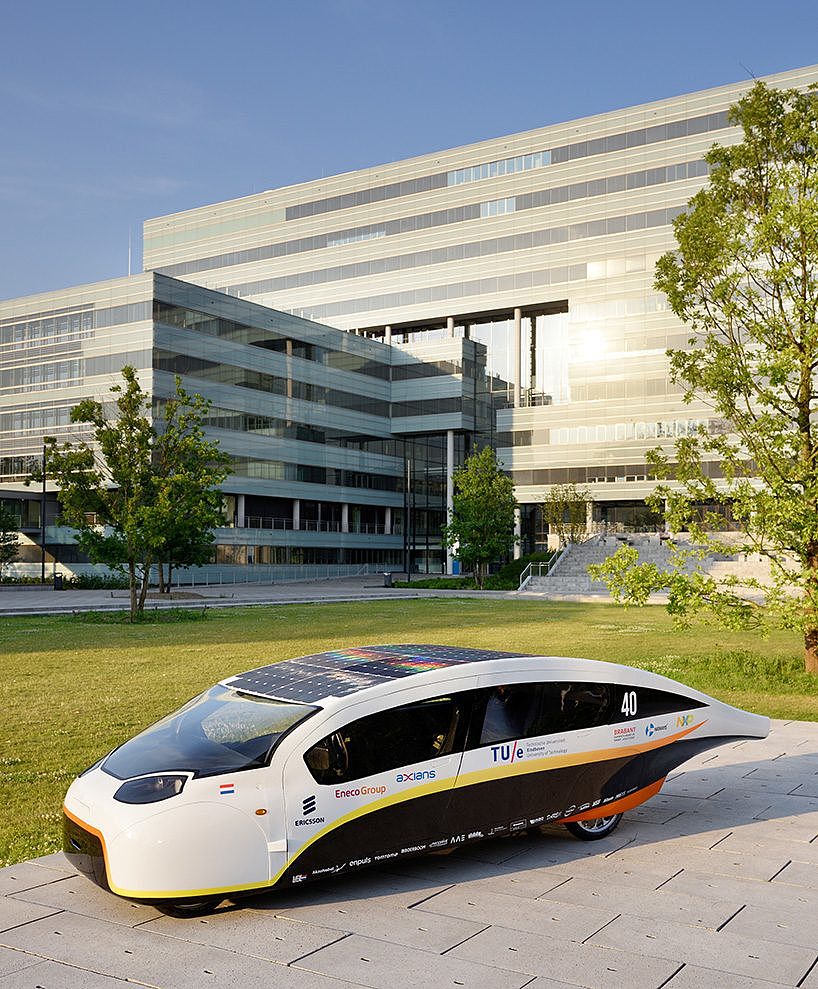 solar energy，space，family，Travel，facilitate，traffic，