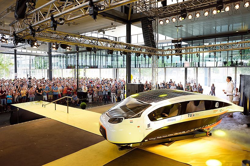 solar energy，space，family，Travel，facilitate，traffic，
