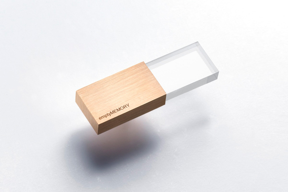 science and technology，transparent，electronic product，stainless steel，USB drive，