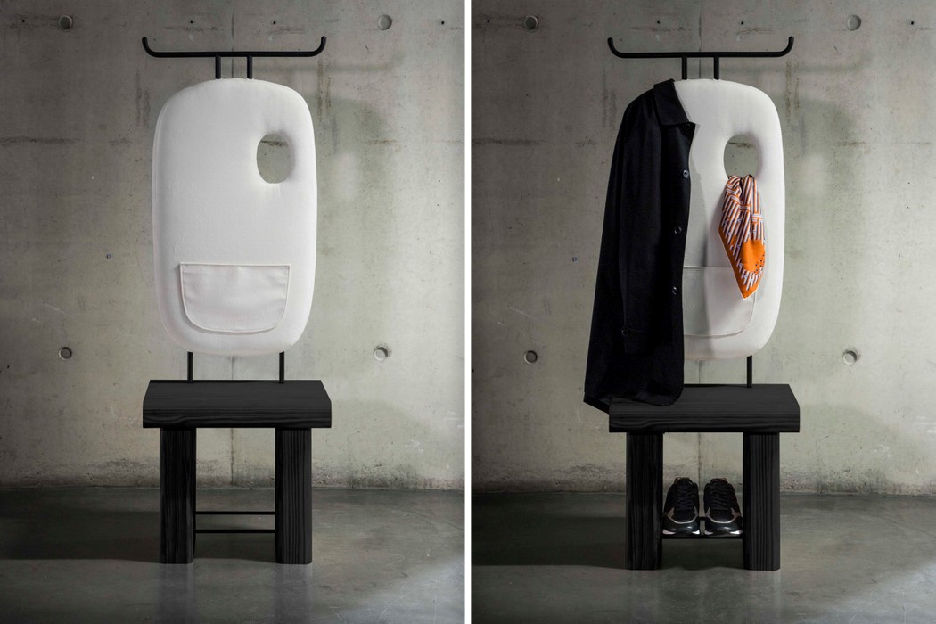 chair，circular hole，hole，coat hanger，