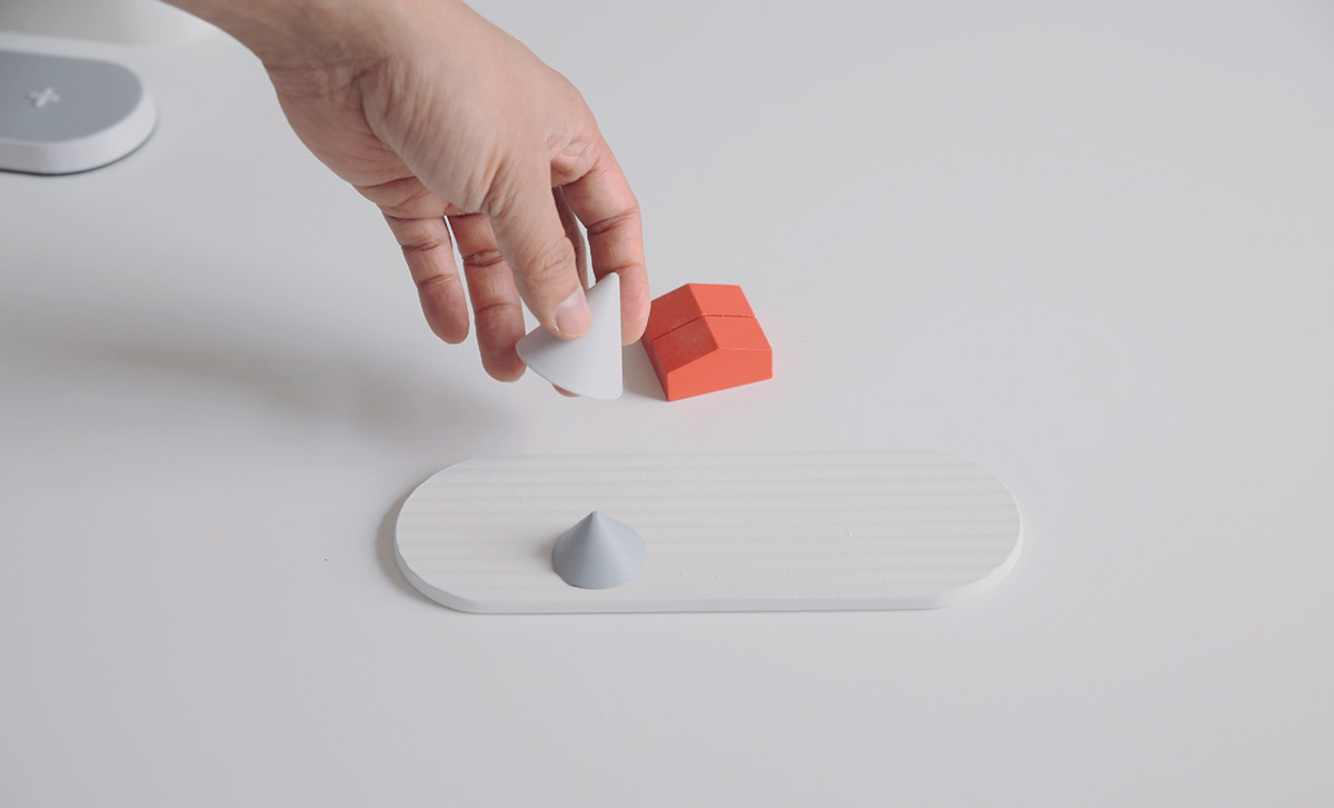 Tool box，Wireless charging，Business card holder，