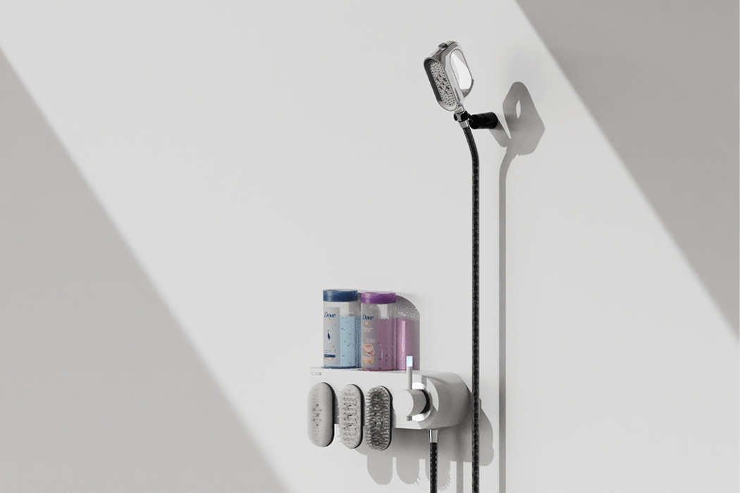 Medical staff，shower，on speakerphone，Ergonomics，Cloud，