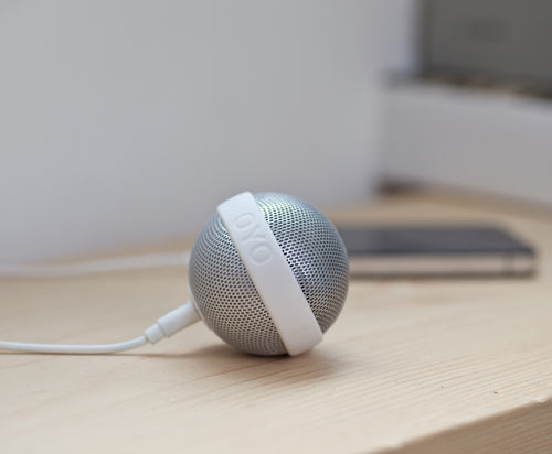 dance，Small，lovely，IPhone spherical speaker，