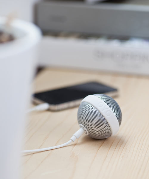dance，Small，lovely，IPhone spherical speaker，