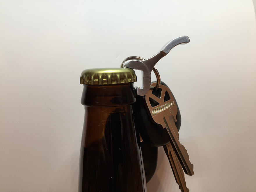 Tool design，Tool innovation，Wrench，Pencil sharpener，Bottle lifter，user friendly design，