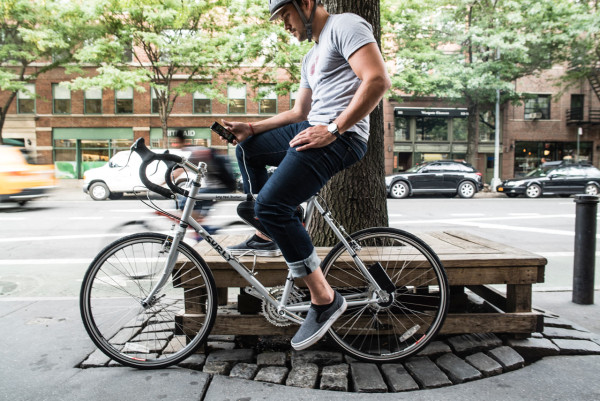 portable source，Bicycle drive，energy conservation，environment protection，