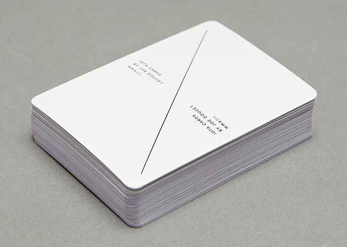 poker，Super simple，black and white，Appearance design，Geometric wind，