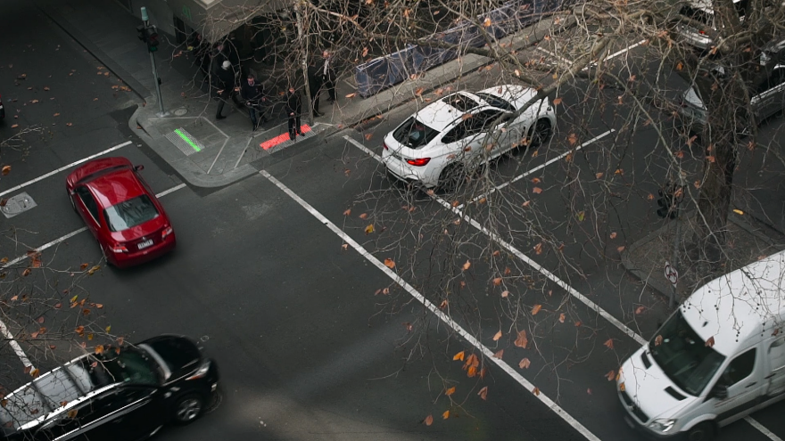 Safety measures，lamp，Infrastructure construction，Sidewalk，