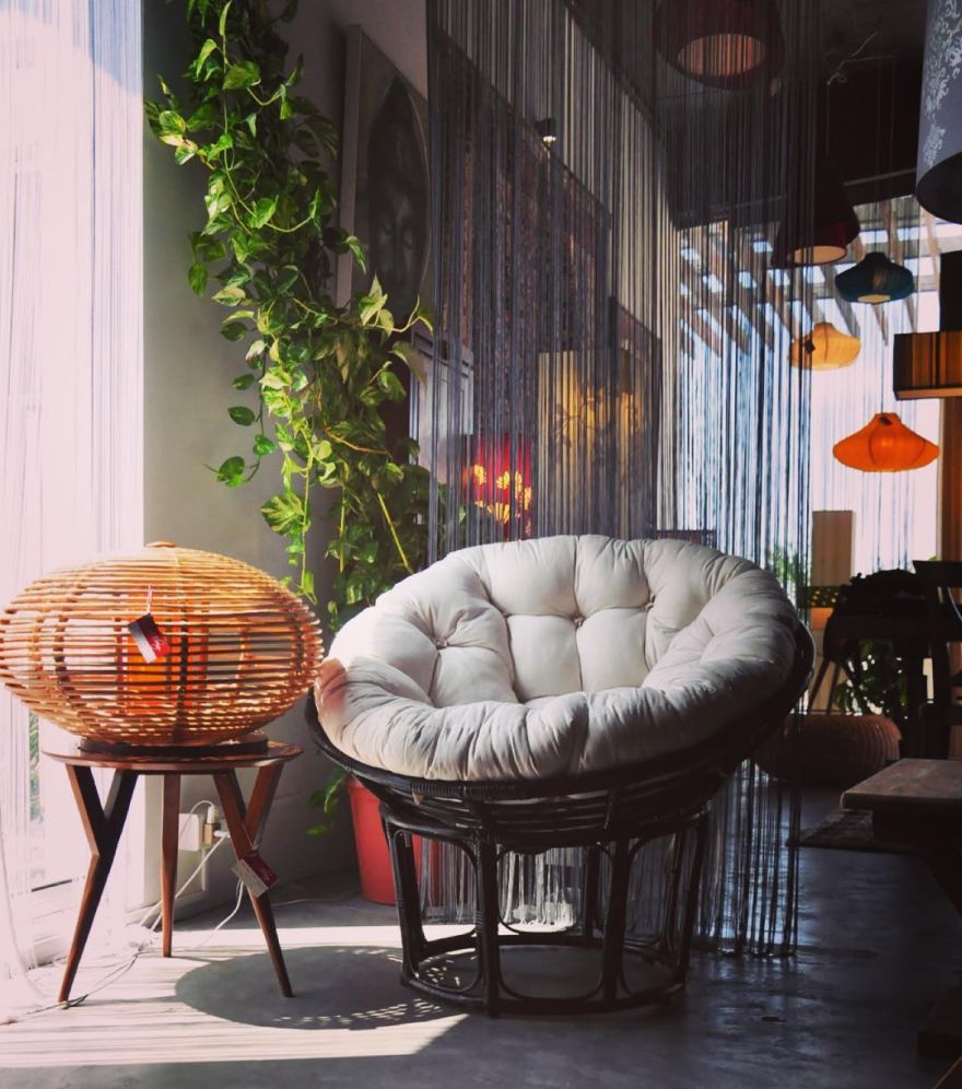 indoor，outdoors，comfortable，chair，