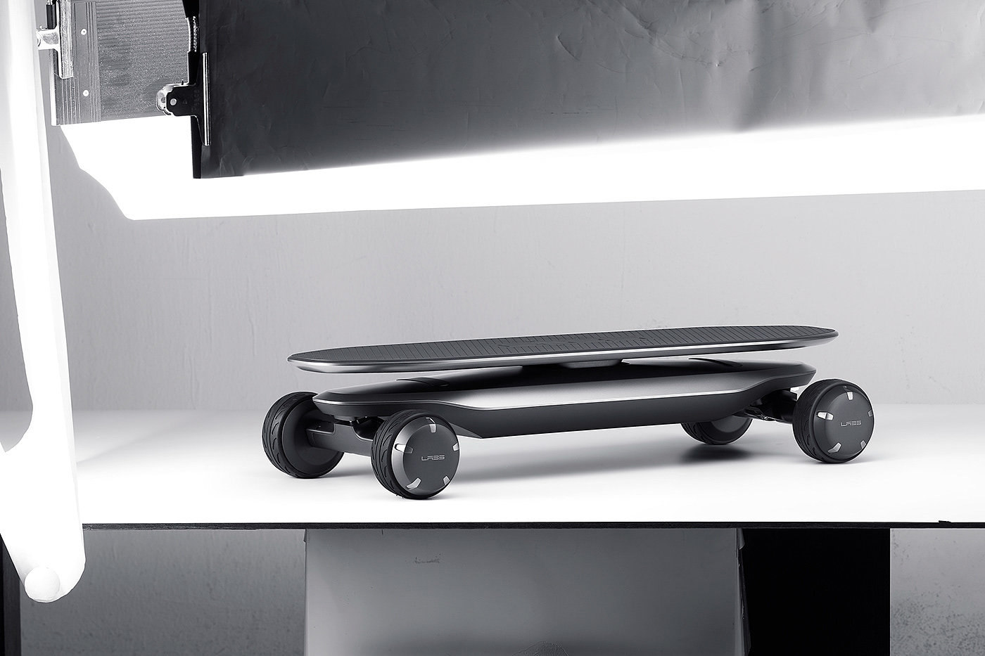 Electric skateboard，PLMM，Inclined deck，