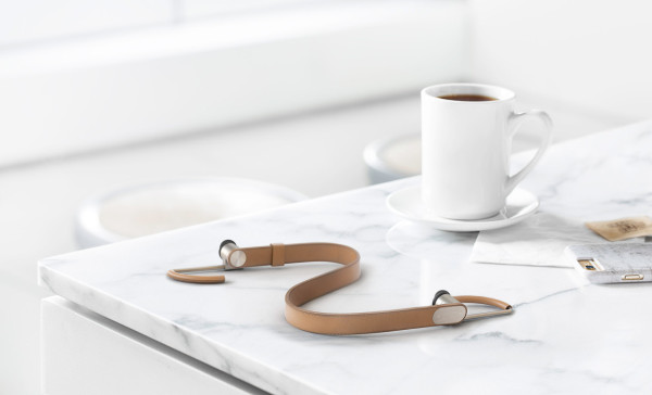 Wireless headset，Leather goods，Bluetooth headset，