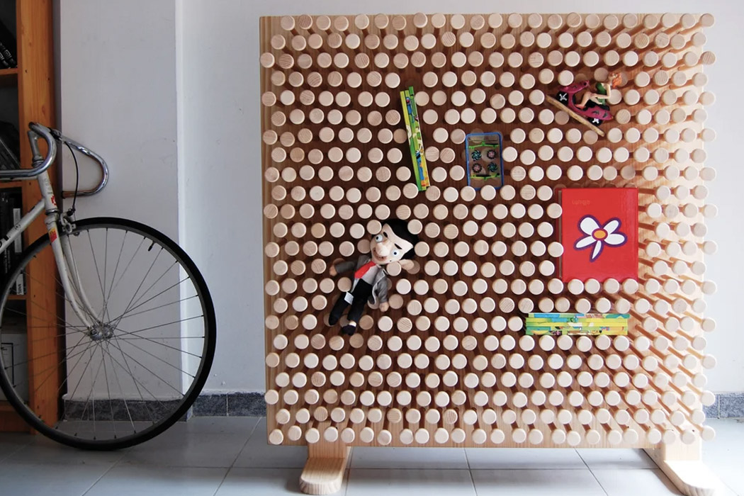 bookshelf，Locations，Rearrange，steel，wooden ，