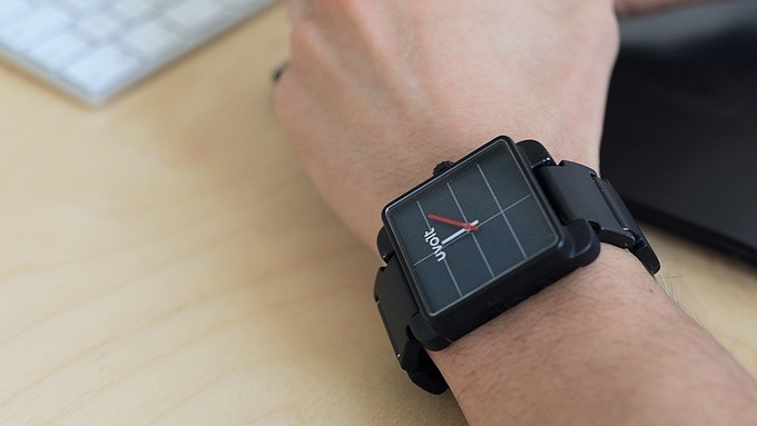 Wrist watch，Solar cell，Electronics，charge，science and technology，