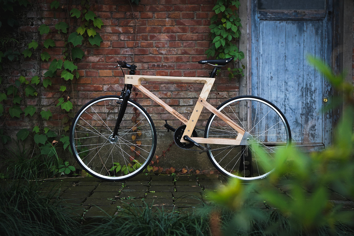 carpentry，manual，Bicycle，vehicle，Solid wood products，woodwork，