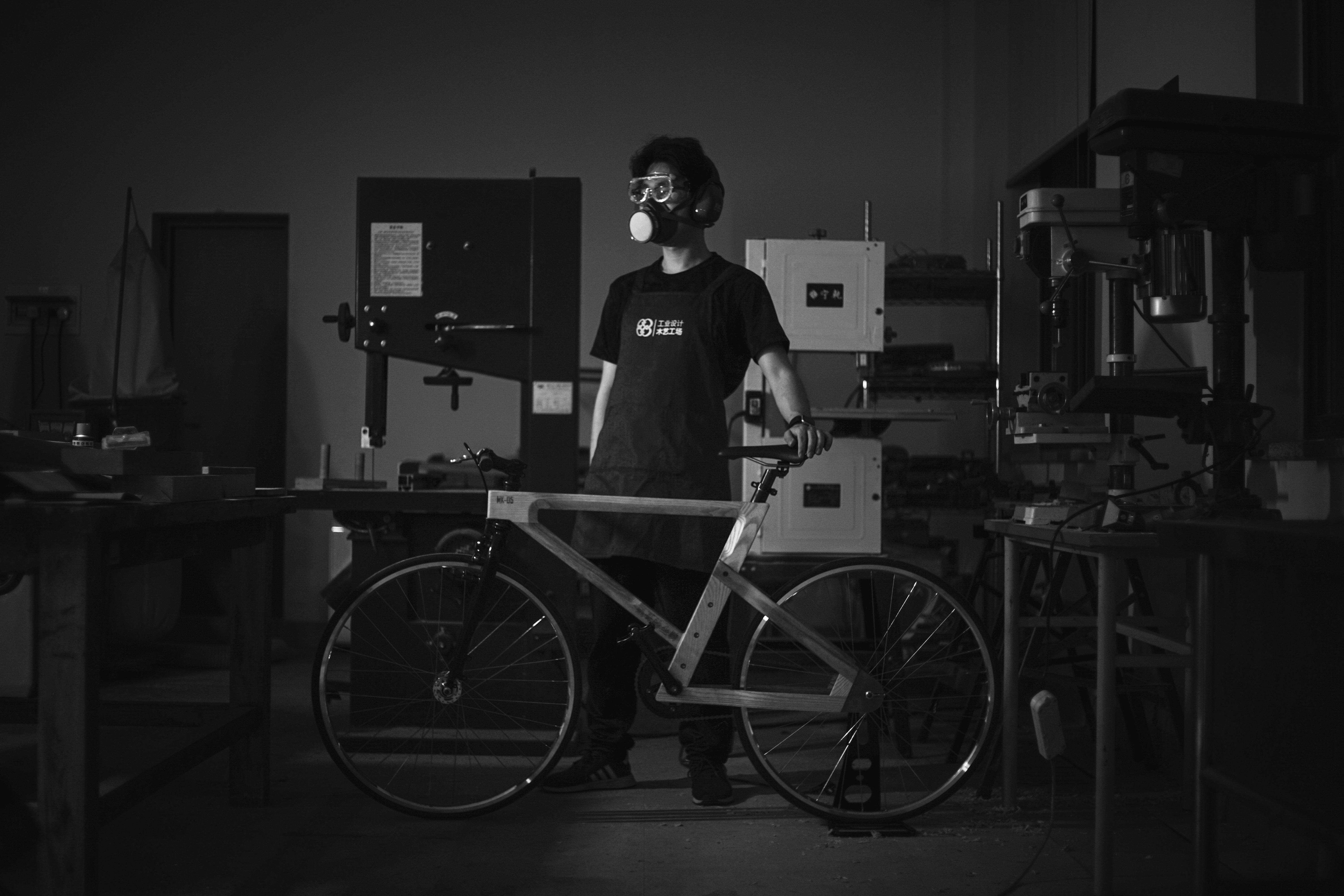 carpentry，manual，Bicycle，vehicle，Solid wood products，woodwork，