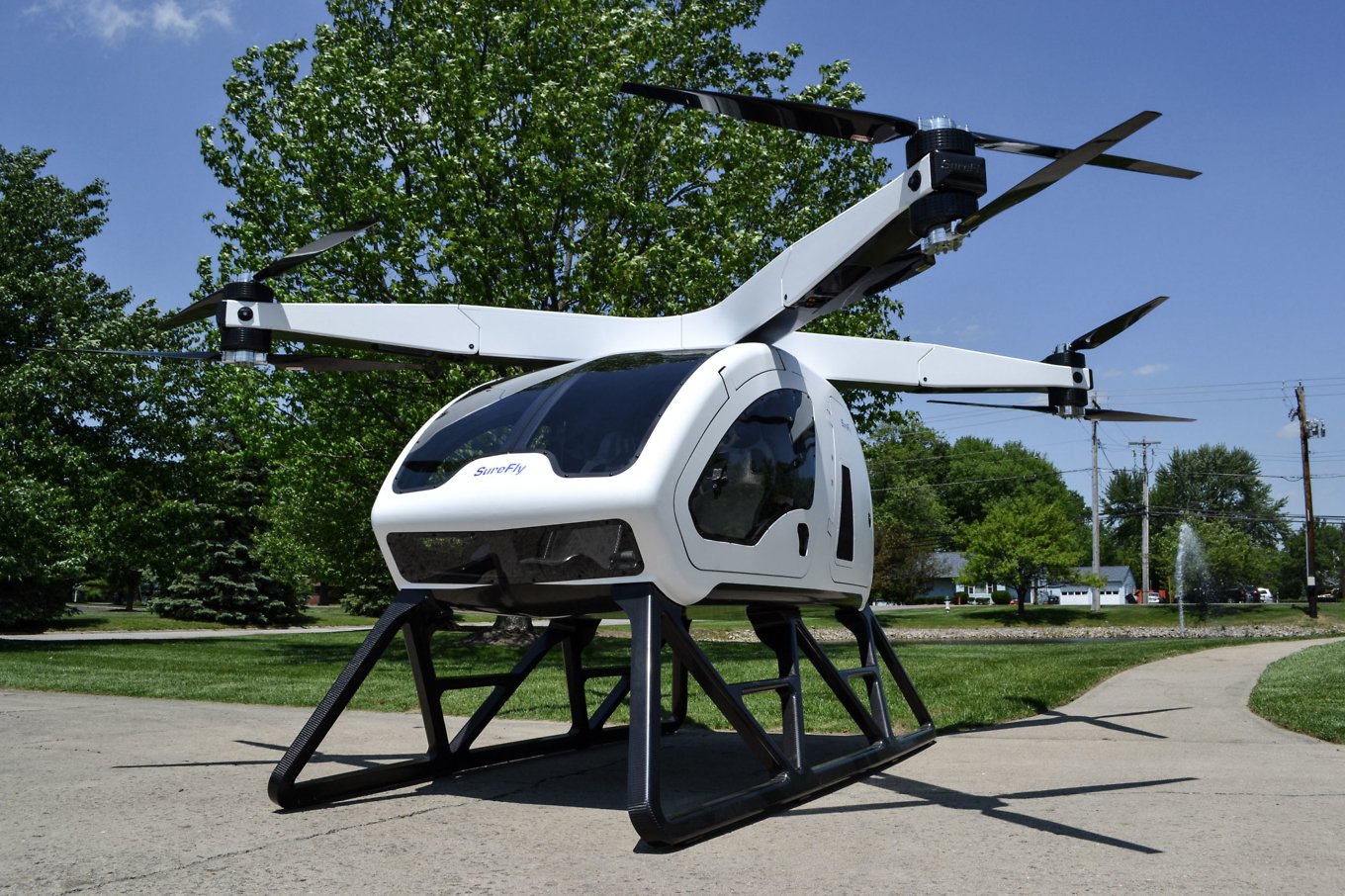 Private aircraft，Driverless，Folding wing，