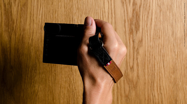 hard，graft，hold，Leatherwear，Camera Wristband，