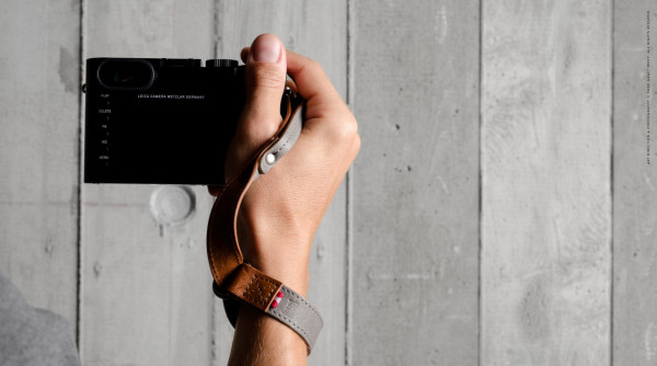 hard，graft，hold，Leatherwear，Camera Wristband，