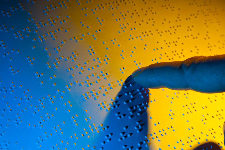 mobile phone，touch，Designed for the blind，