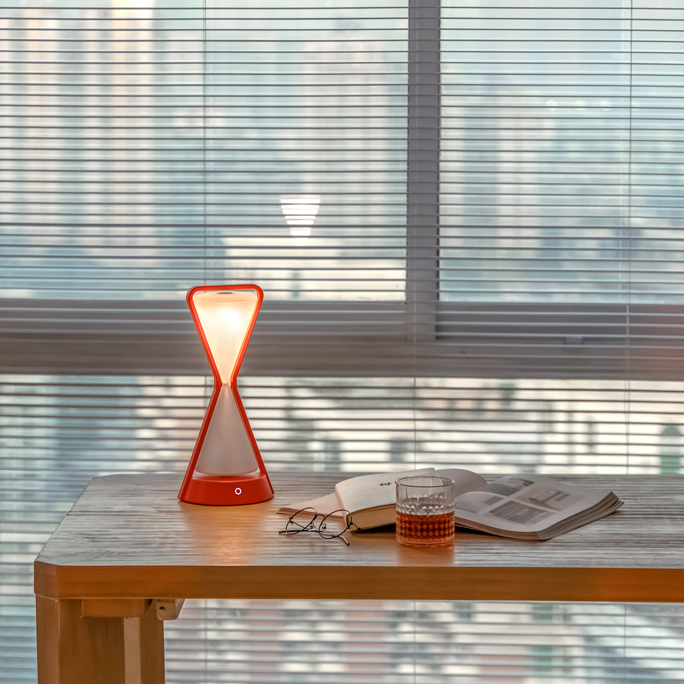 Time light，Ren Peng，Explorer，hourglass，lamp，original，industrial design，