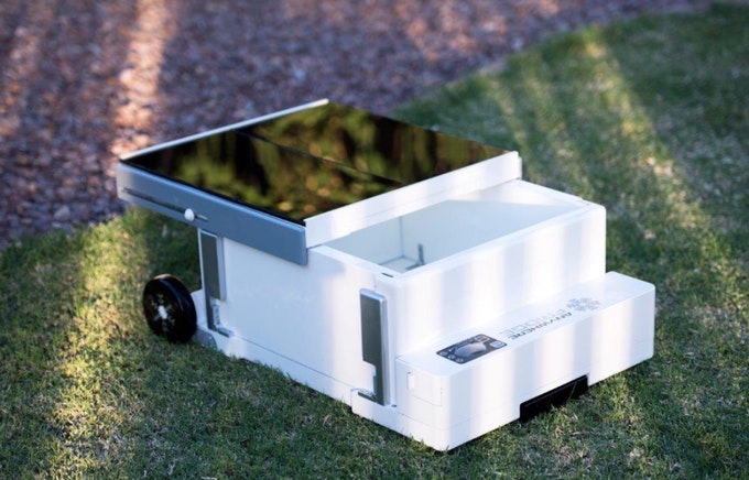 Refrigerator，solar energy，Portable，