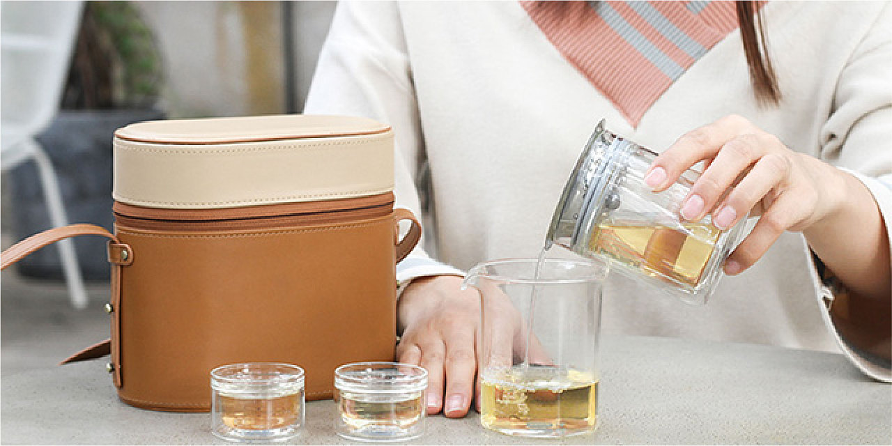 Original cultural product design，Travel tea set，Aesthetic home life experience，Portable travel tea set，Fashion accessory bag，One thing for multiple purposes，Female side hanging bag，