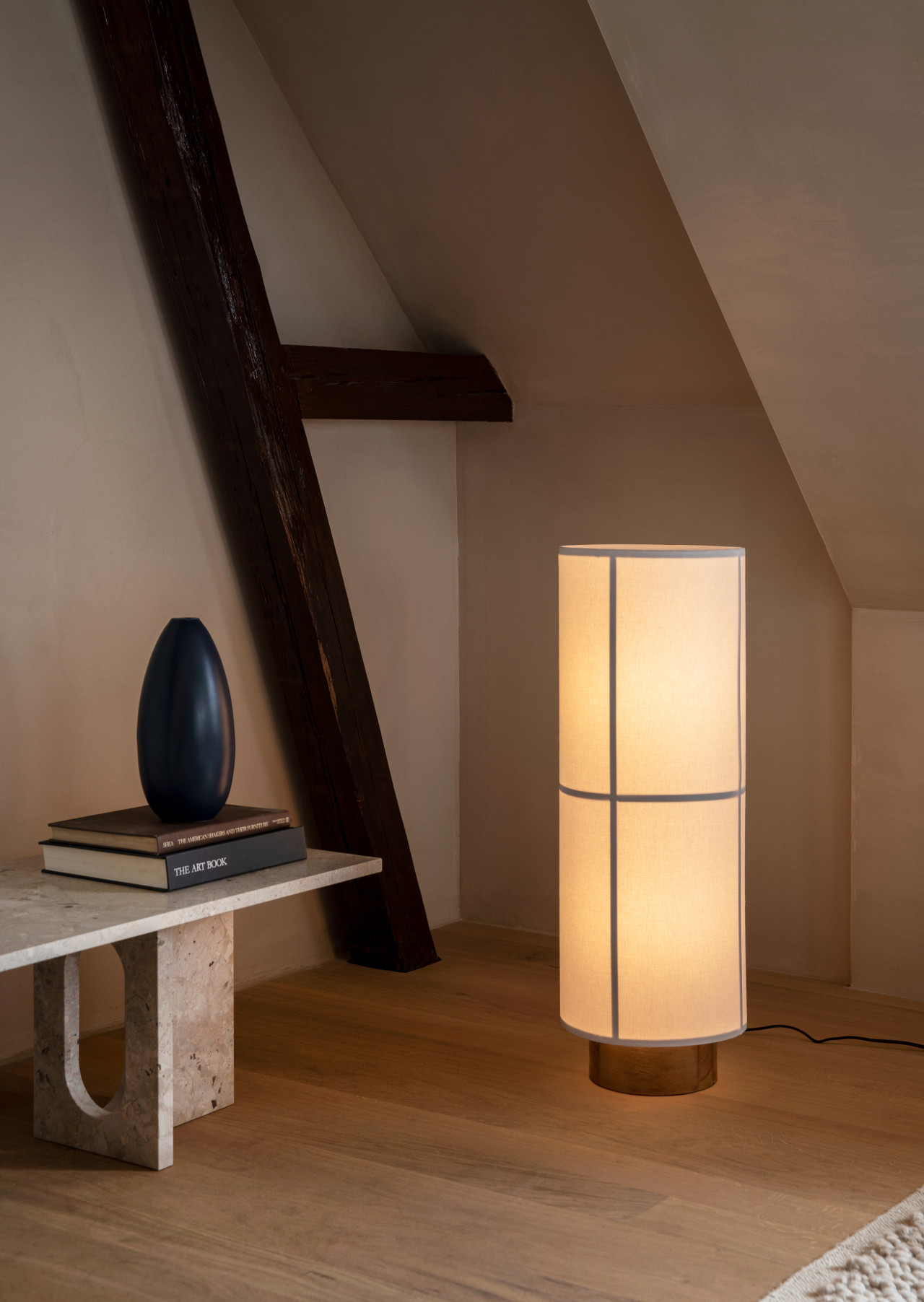 Floor lamp，Japan，Desk lamp，a chandelier，