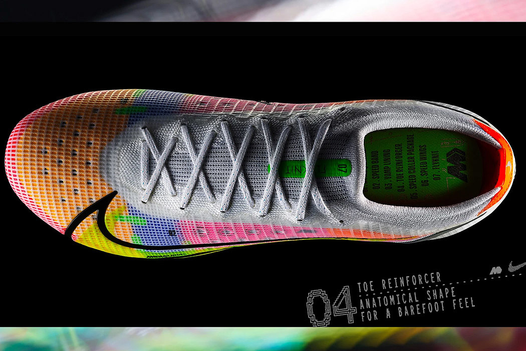 nike，Soccer shoes，motion，Lightness，