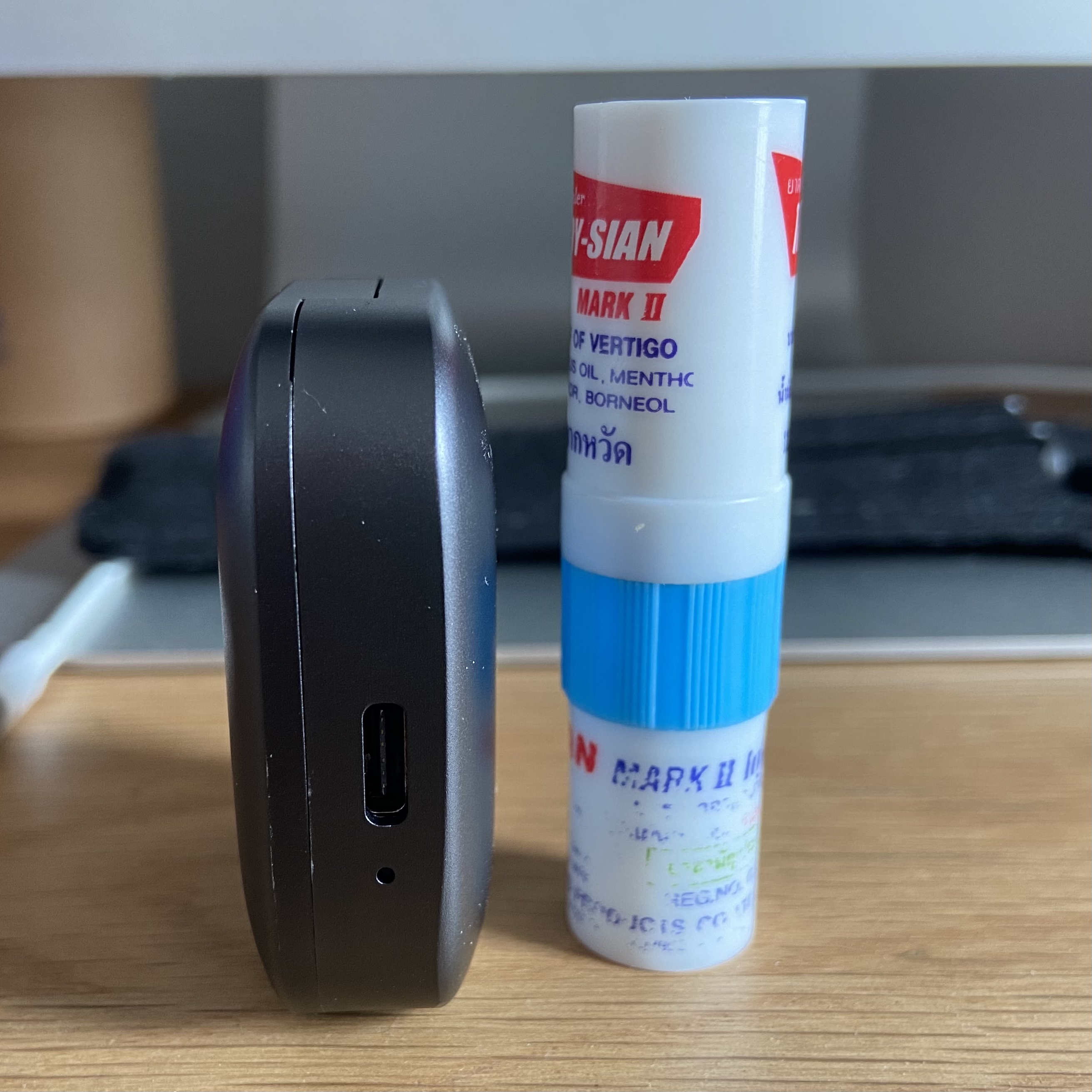 tws，Bluetooth headset，ultrathin，aluminium alloy，