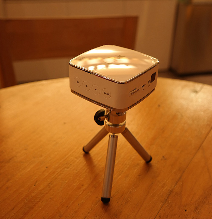 Projector，Small，Bluetooth，