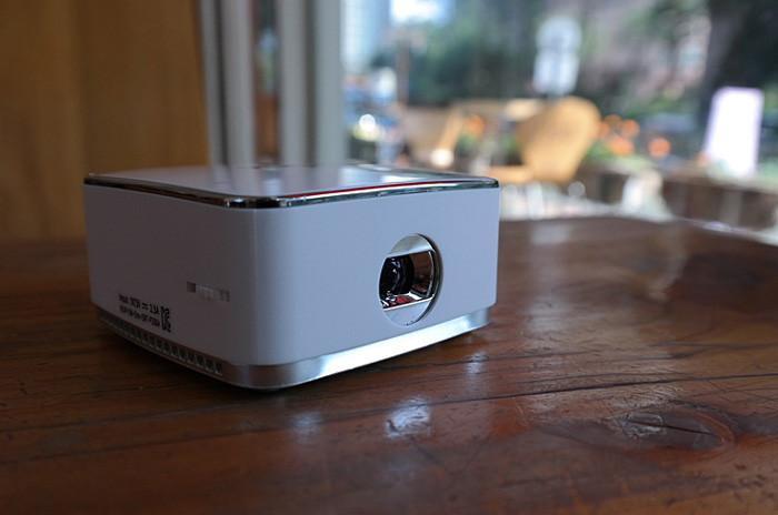 Projector，Small，Bluetooth，