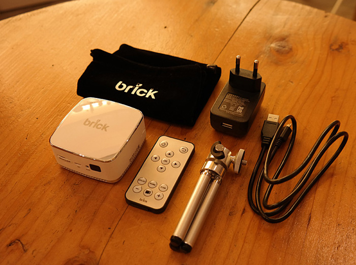 Projector，Small，Bluetooth，