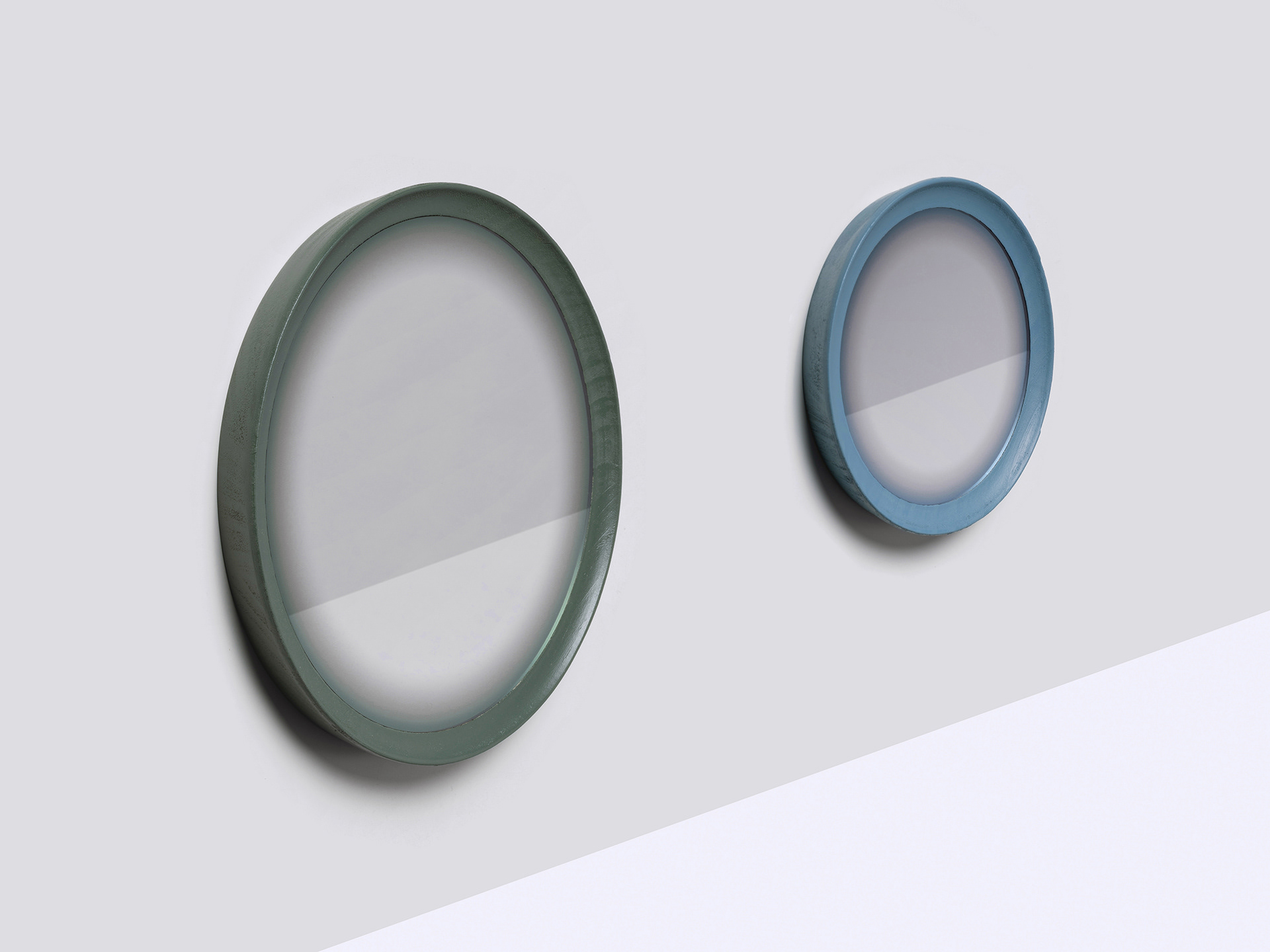 Frost，A mirror，Frost fall，