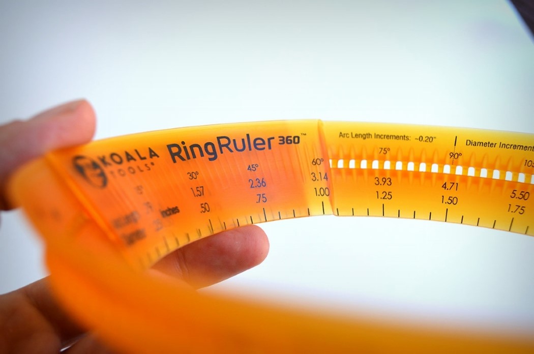ruler，circular，convenient，