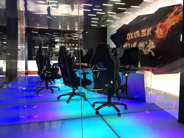 网吧的终极形态，周杰伦的“魔杰电竞” - 普象网