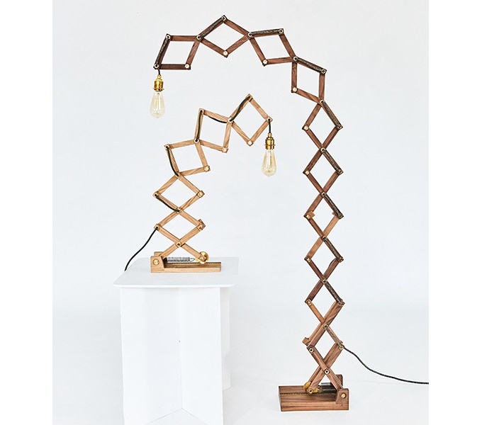 Desk lamp，Topological deformation，Telescopic design，Floor lamp，