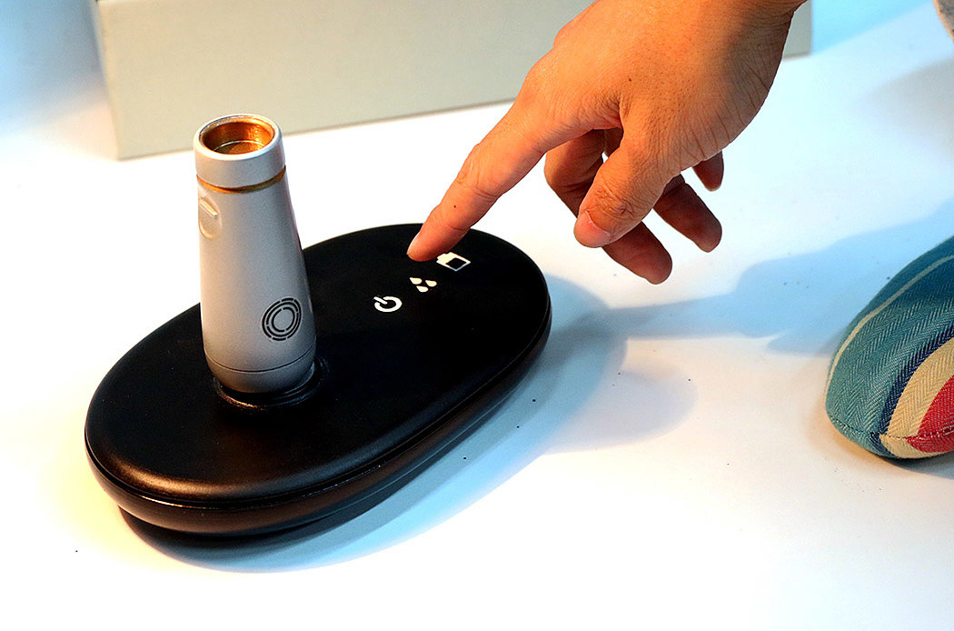 asthma inhaler ，monitor，data sharing，Wearable ，