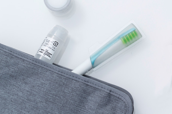 Simple toothbrush，tio，environment protection，ghoshal，fabian，