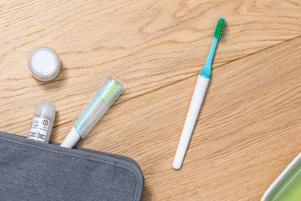 Simple toothbrush，tio，environment protection，ghoshal，fabian，