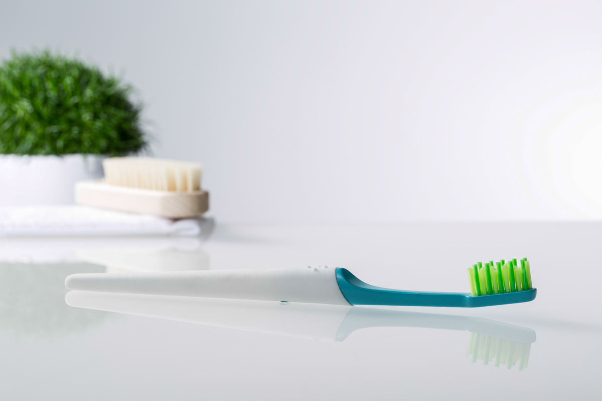 Simple toothbrush，tio，environment protection，ghoshal，fabian，