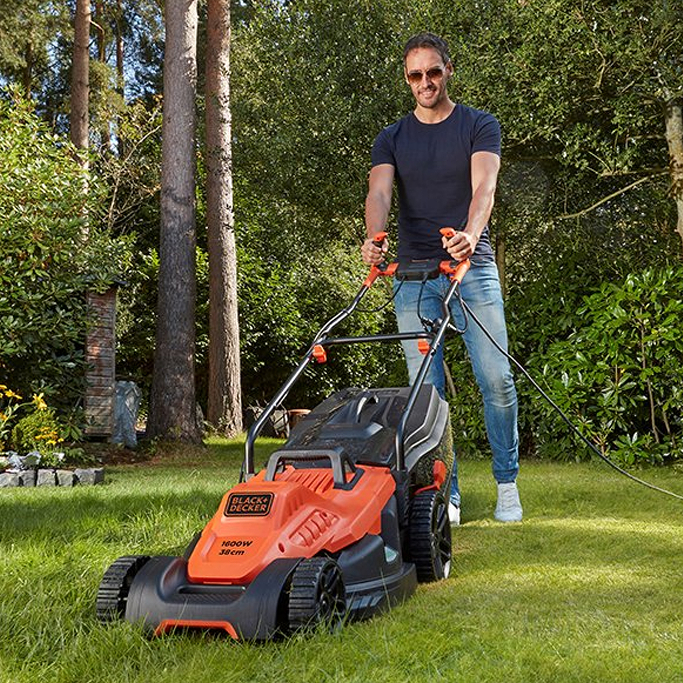 Lawnmower，lawn mower，Baide，Black&decker，Electric tool，four-wheel lawn mower，