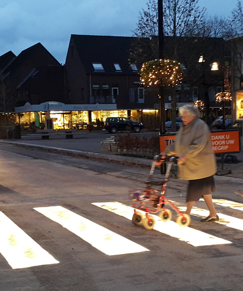 luminescence，zebra crossing，Netherlands，traffic safety，